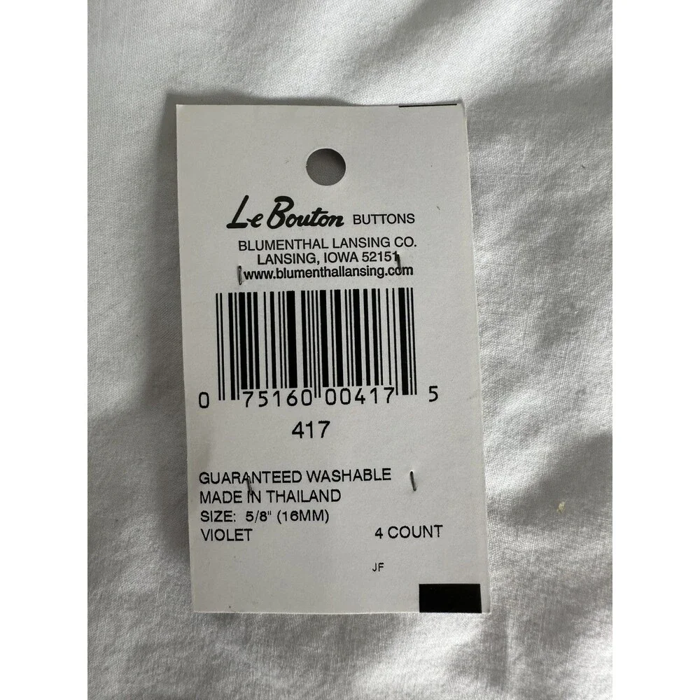 Le Bouton mixed lot